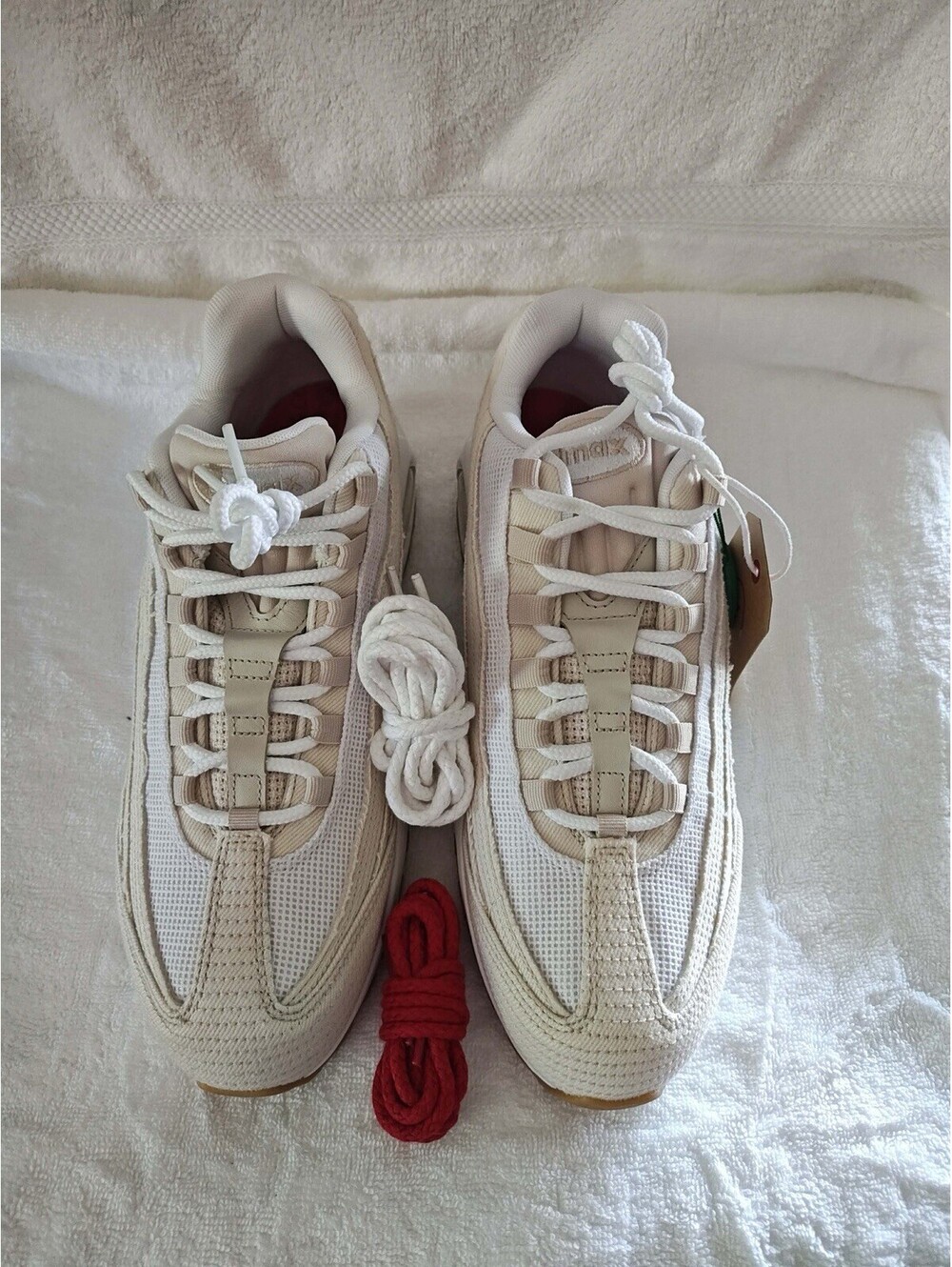 Brand new! Nike Air Max 95 Light Orewood Brown Gym Red White HM4743-100 Denim